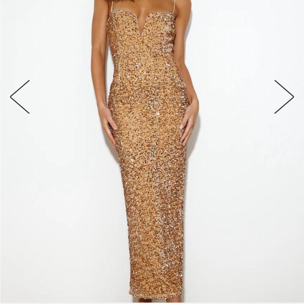 PARTY MOOD SEQUIN MAXI DRESS GOLD